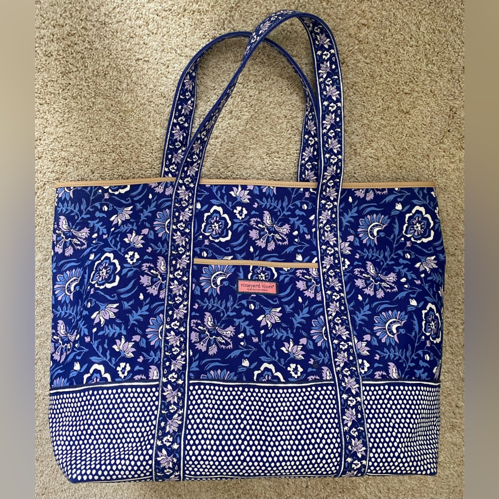Vineyard Vines Flora Tote Beach Bag